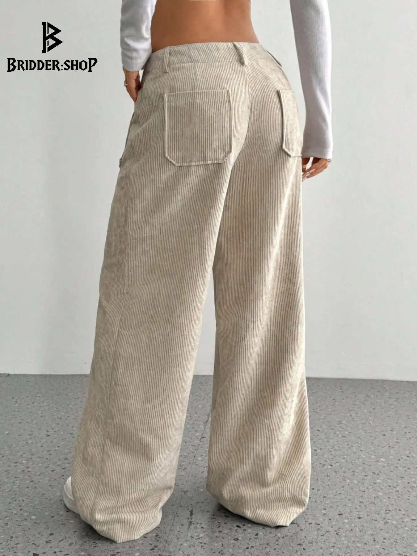 Revolutionary Comfort: Multi-Pocketed Wide-Leg Trousers for Ultimate Relaxation!