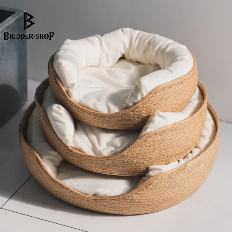 Furry Fortress: The Comfiest Cat Cave & Dog Dream Den with a Waterproof Sleeping Bag for Pawsitive Naps!